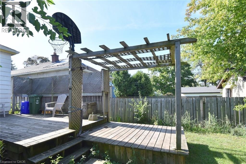 82 East 38th Street, Hamilton, Ontario  L8V 4E5 - Photo 29 - 40777424