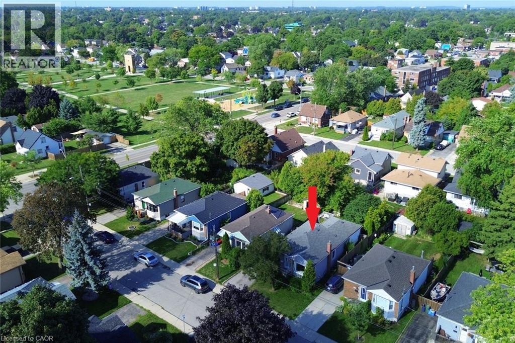 82 East 38th Street, Hamilton, Ontario  L8V 4E5 - Photo 35 - 40777424