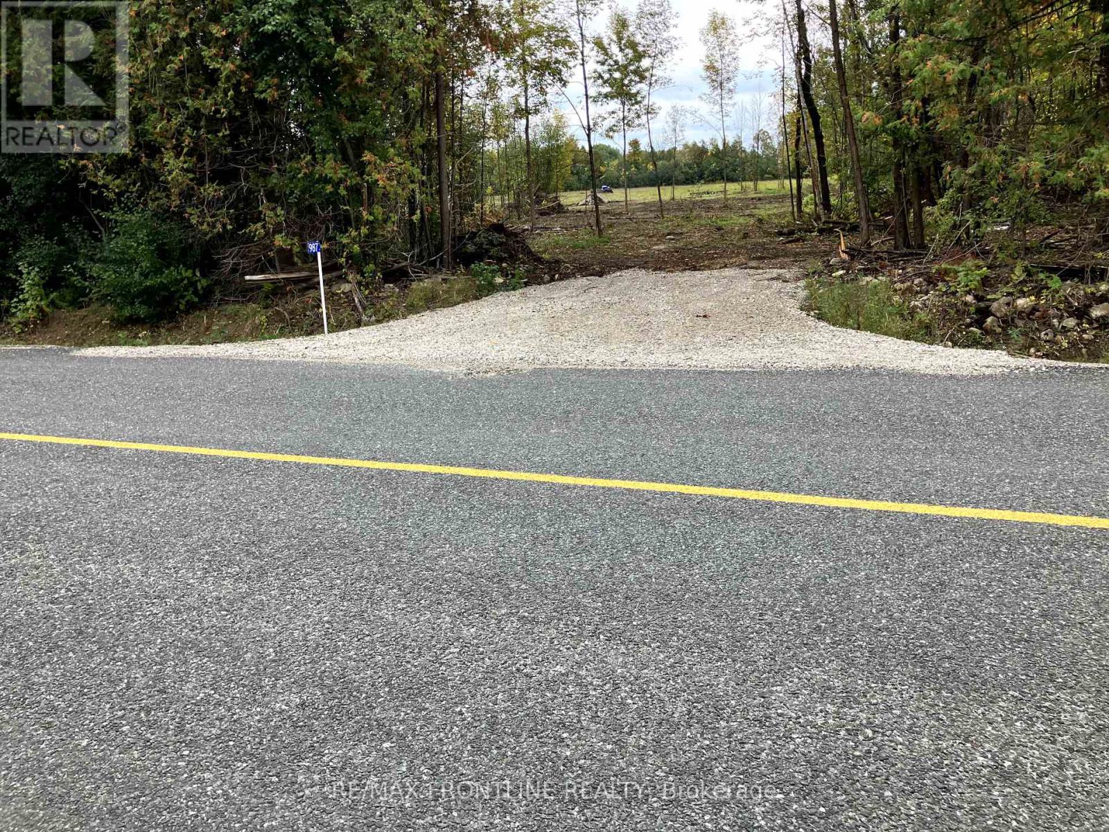 987 Bathurst 7th Concession, Tay Valley, Ontario  K7H 3C9 - Photo 1 - X12452314