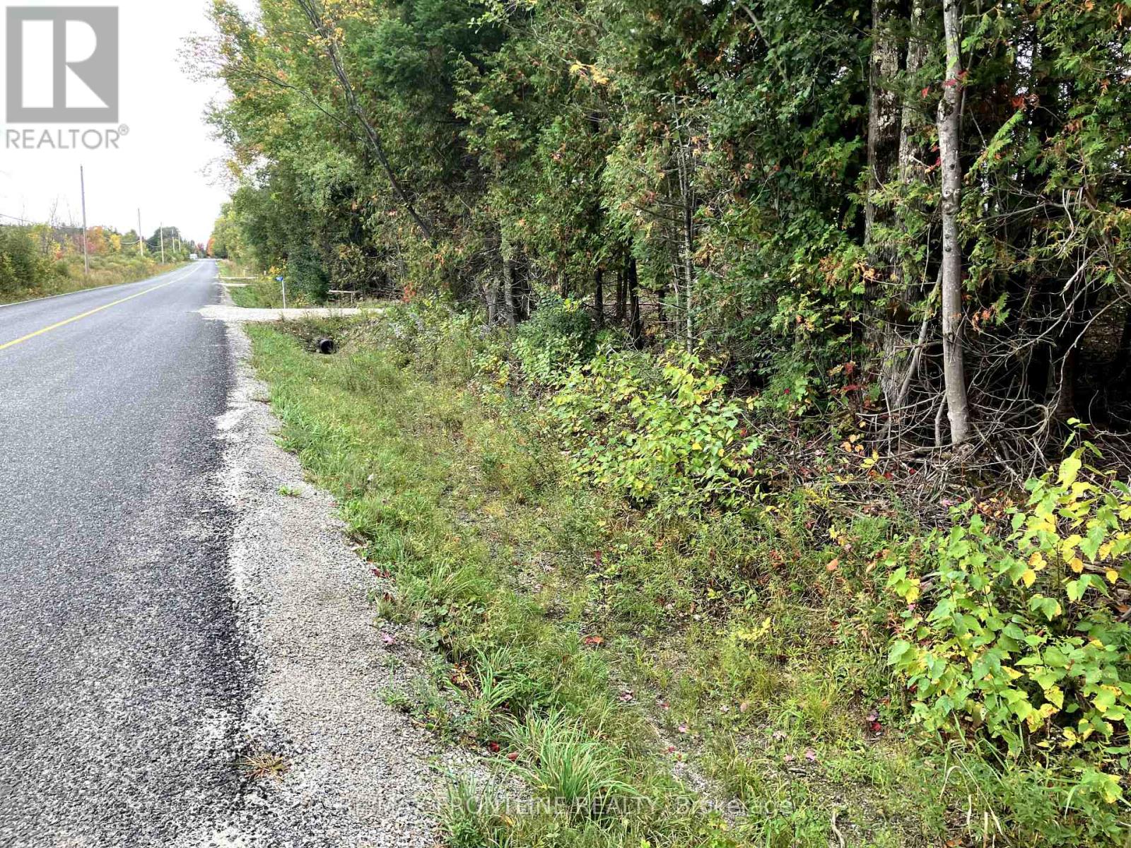 987 Bathurst 7th Concession, Tay Valley, Ontario  K7H 3C9 - Photo 2 - X12452314