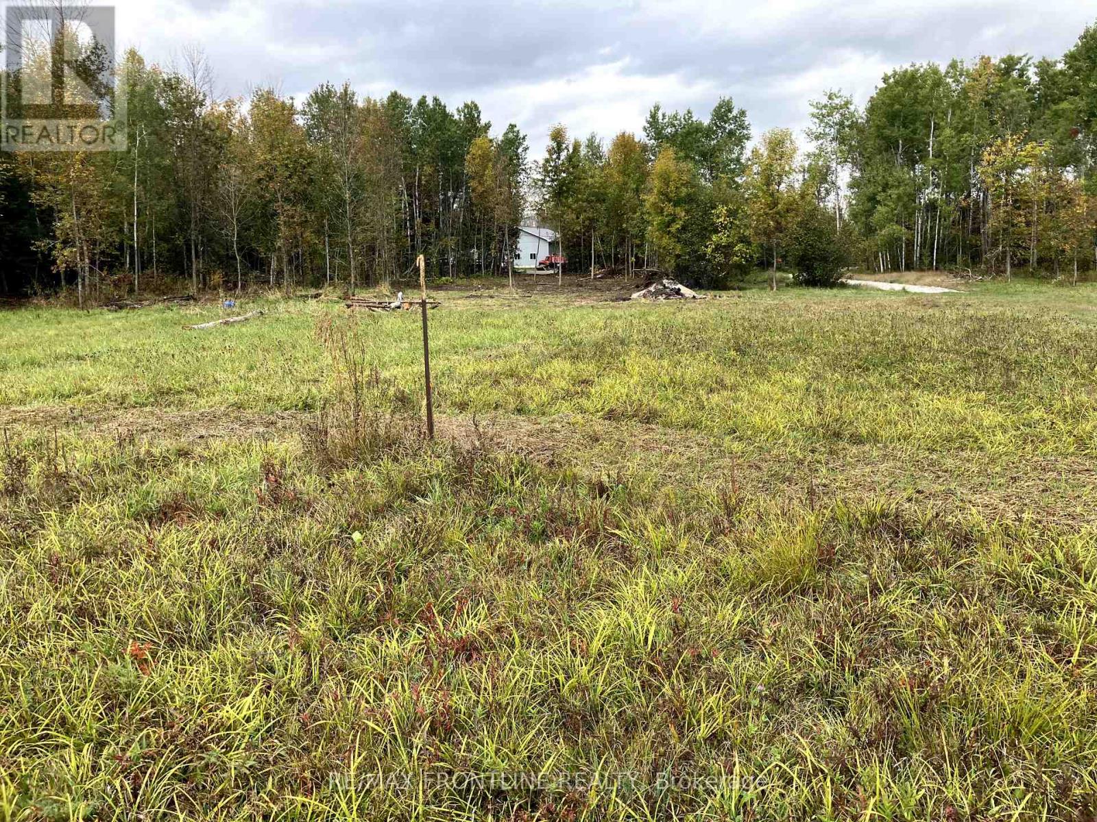 987 Bathurst 7th Concession, Tay Valley, Ontario  K7H 3C9 - Photo 6 - X12452314