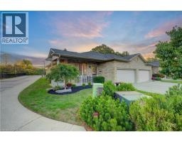 900 DOON VILLAGE Road Unit# 15, Kitchener, Ontario
