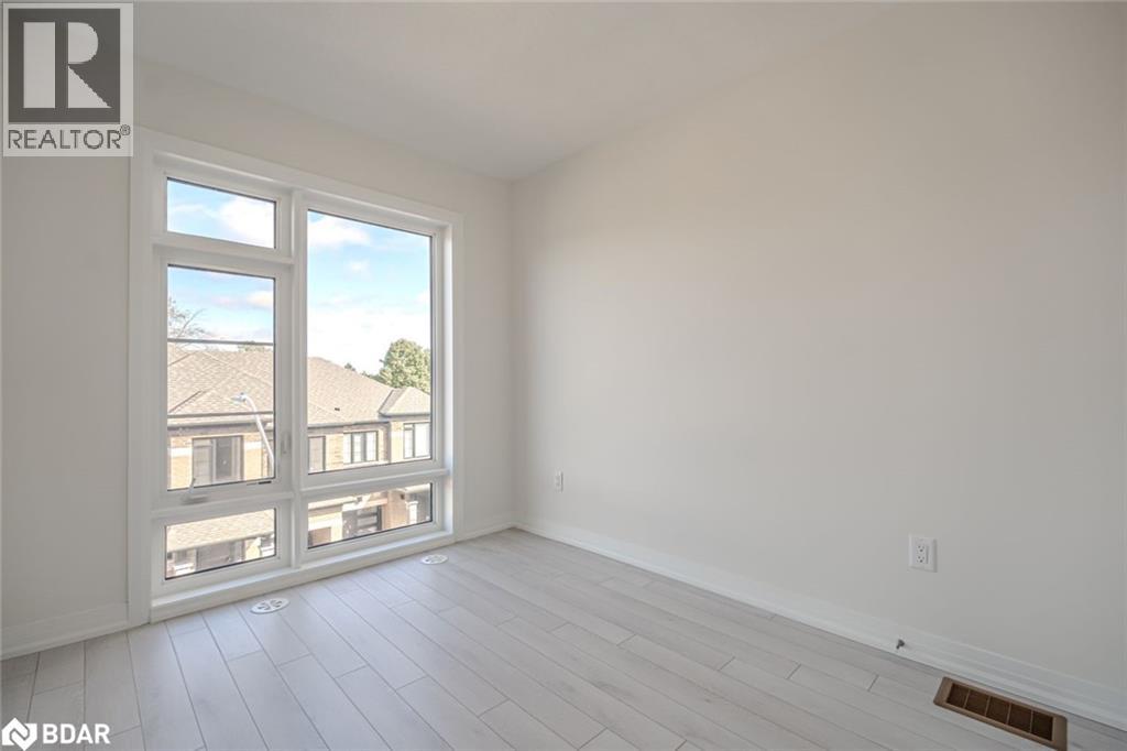 31 Bluebird Lane, Barrie, Ontario  L4N 6A3 - Photo 7 - 40777240