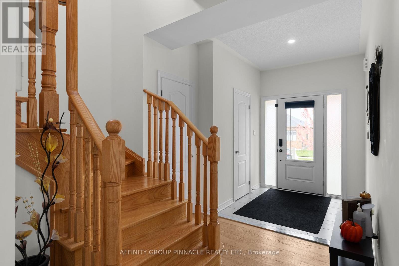 18 Stoddart Street, Brock, Ontario  L0K 1A0 - Photo 10 - N12452282