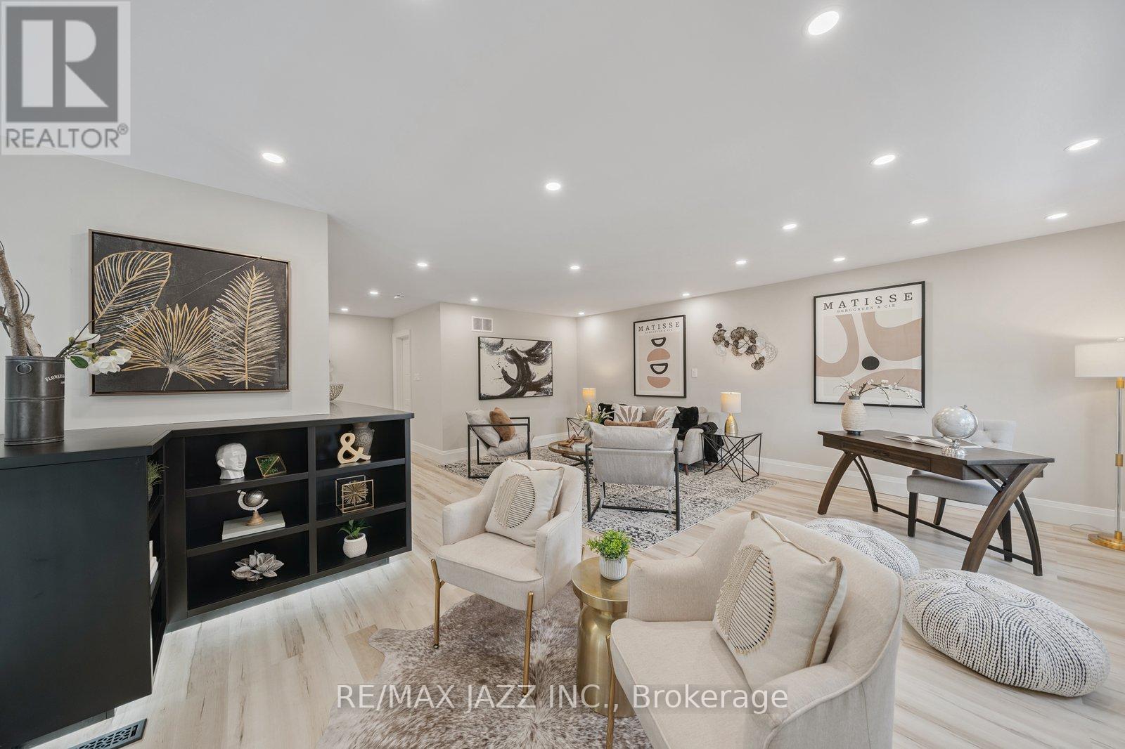 26 - 10 Belle Terre Way, Markham (Greensborough), Ontario  L6E 2A2 - Photo 13 - N12452284