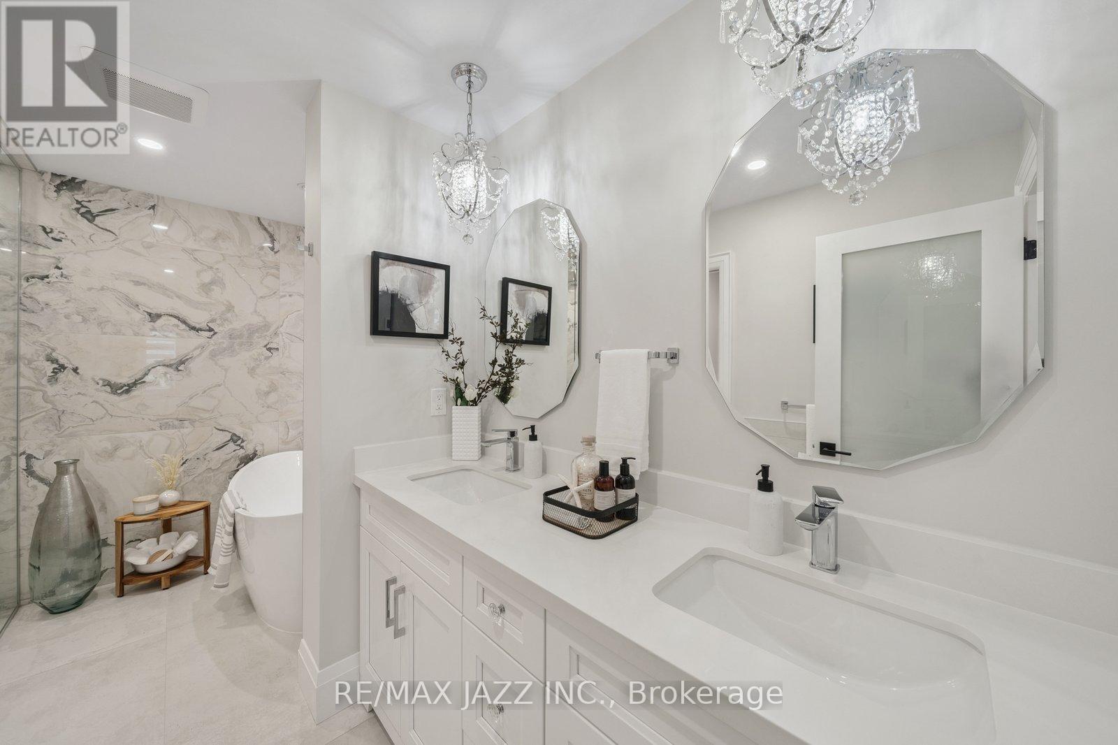 26 - 10 Belle Terre Way, Markham (Greensborough), Ontario  L6E 2A2 - Photo 19 - N12452284