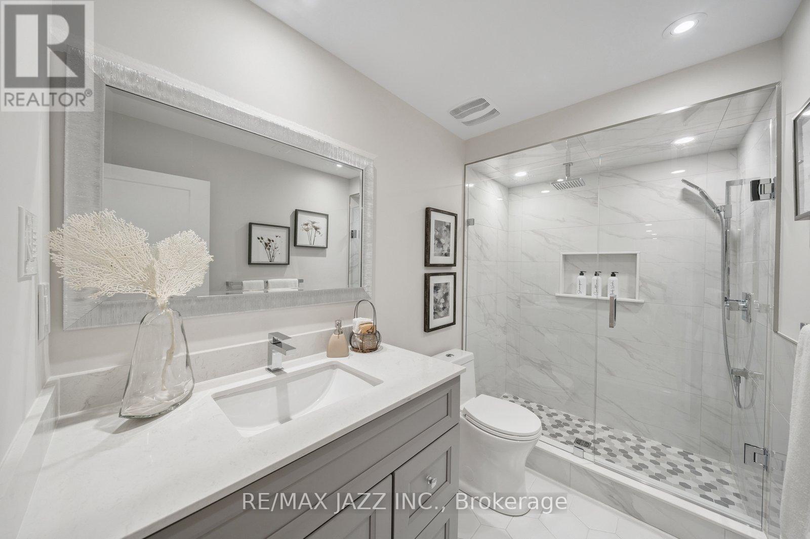 26 - 10 Belle Terre Way, Markham (Greensborough), Ontario  L6E 2A2 - Photo 24 - N12452284