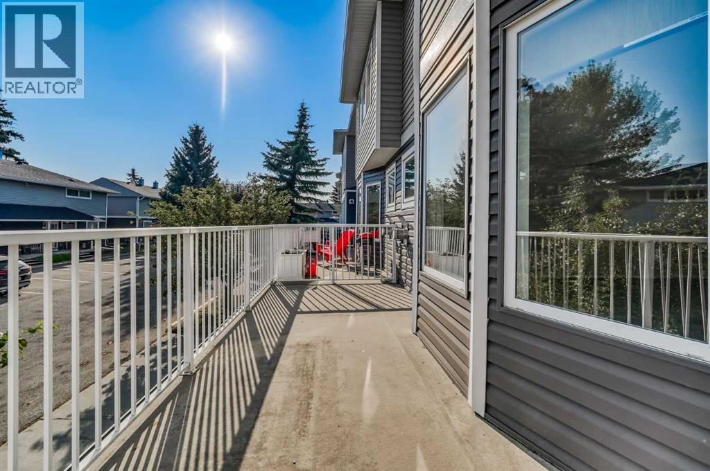 677 Regal Park Ne, Calgary, Alberta  T2E 0S6 - Photo 11 - A2251021