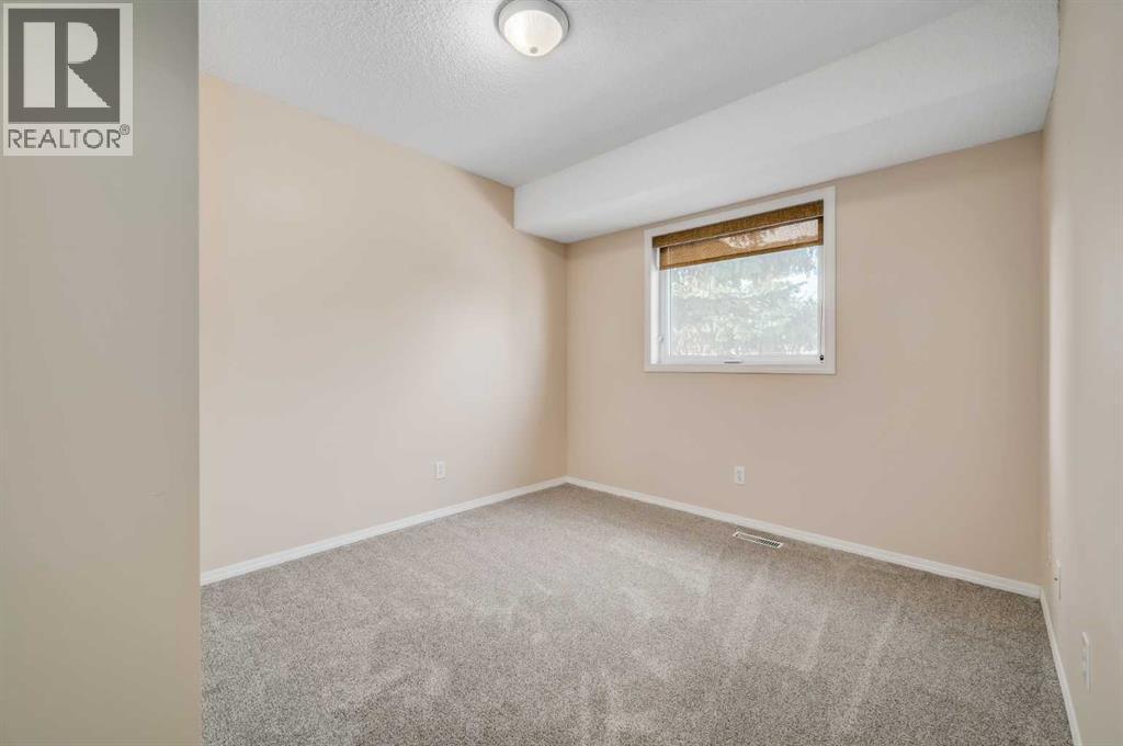 677 Regal Park Ne, Calgary, Alberta  T2E 0S6 - Photo 23 - A2251021