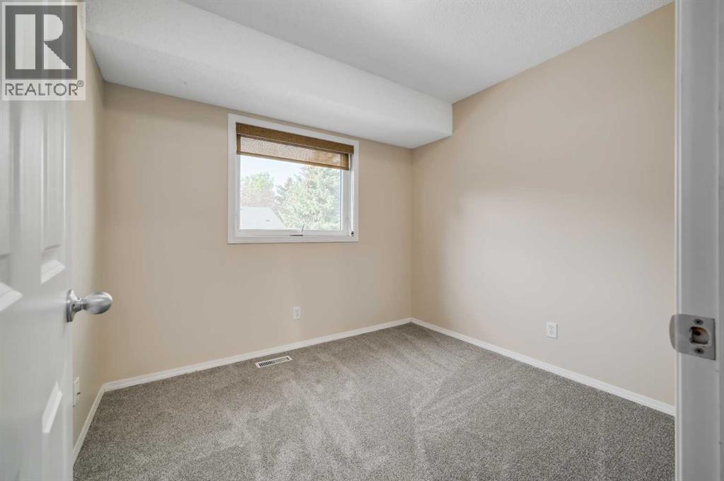 677 Regal Park Ne, Calgary, Alberta  T2E 0S6 - Photo 25 - A2251021