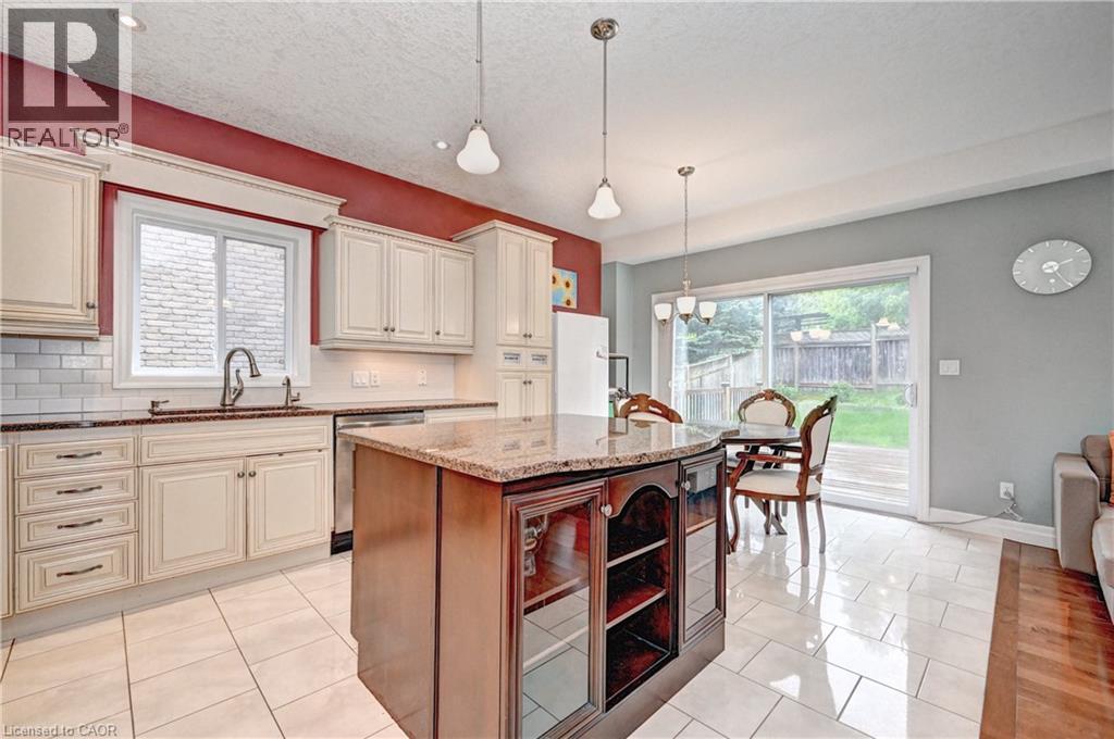653 Rhine Fall Drive, Waterloo, Ontario  N2V 2S8 - Photo 18 - 40777422