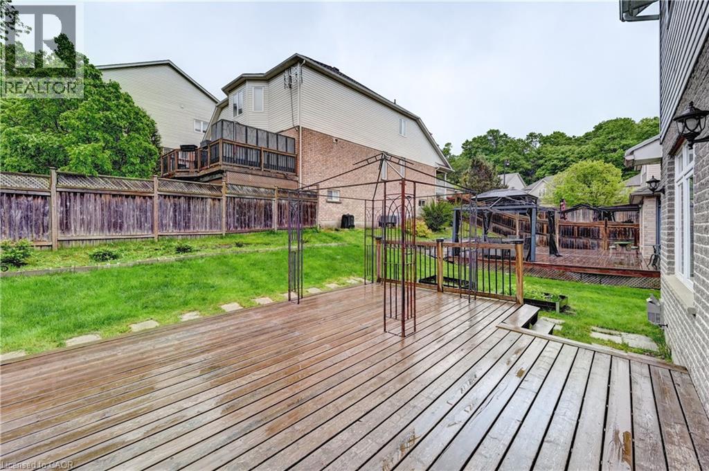 653 Rhine Fall Drive, Waterloo, Ontario  N2V 2S8 - Photo 44 - 40777422