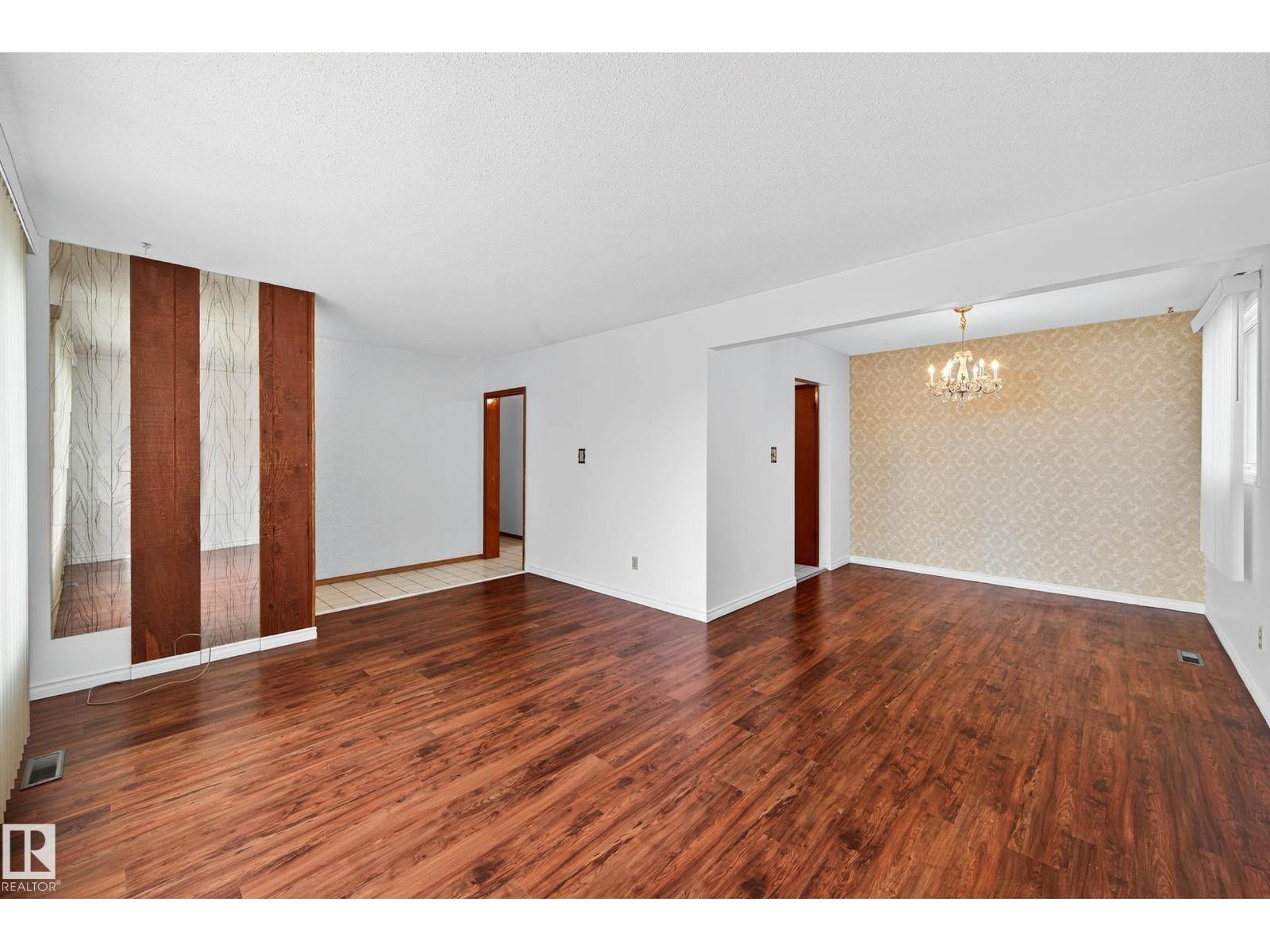 15008 96 St Nw Nw, Edmonton, Alberta  T5E 4W7 - Photo 11 - E4461338
