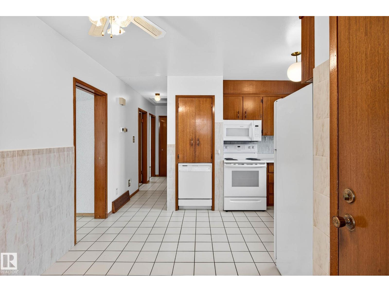 15008 96 St Nw Nw, Edmonton, Alberta  T5E 4W7 - Photo 15 - E4461338