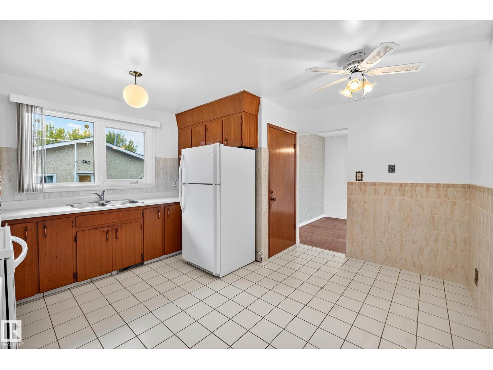 15008 96 St Nw Nw, Edmonton, Alberta  T5E 4W7 - Photo 17 - E4461338