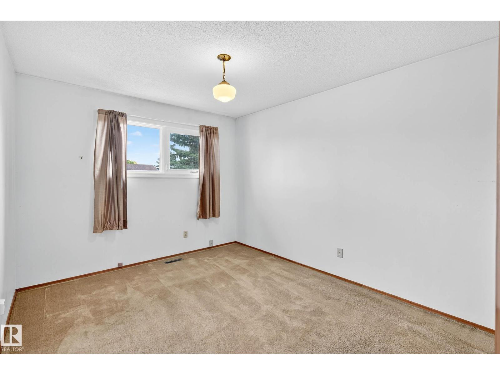 15008 96 St Nw Nw, Edmonton, Alberta  T5E 4W7 - Photo 20 - E4461338