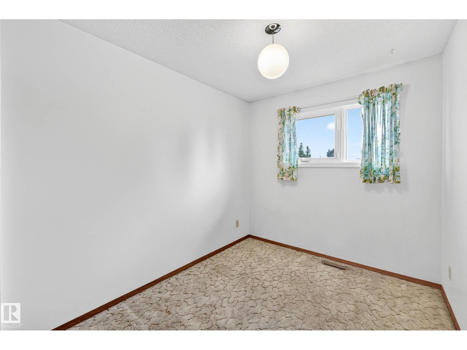 15008 96 St Nw Nw, Edmonton, Alberta  T5E 4W7 - Photo 23 - E4461338