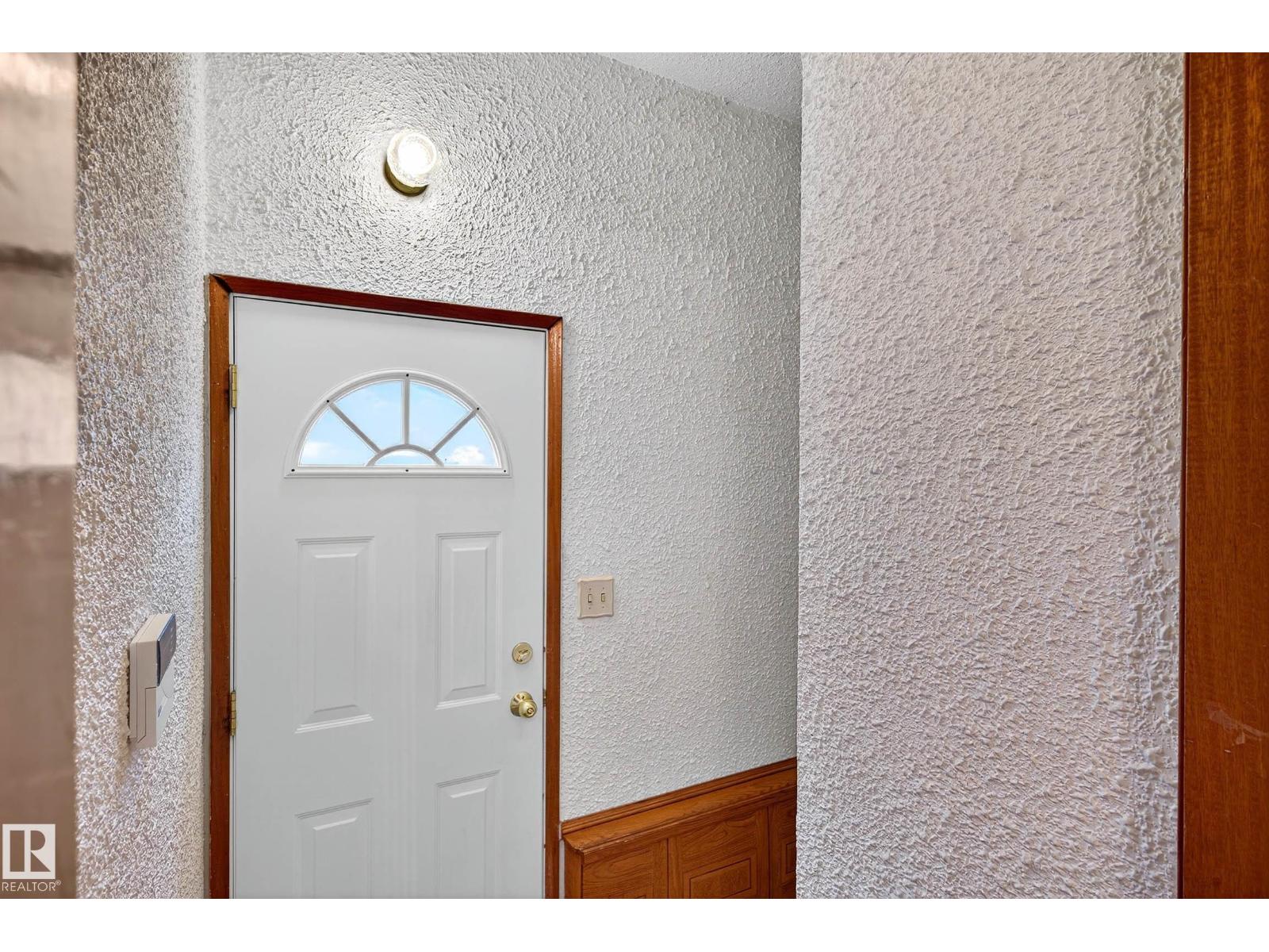 15008 96 St Nw Nw, Edmonton, Alberta  T5E 4W7 - Photo 28 - E4461338