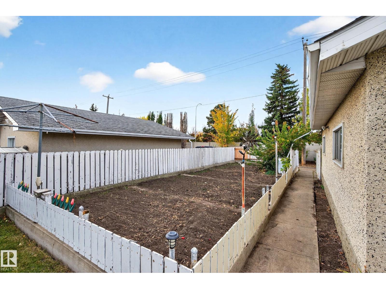 15008 96 St Nw Nw, Edmonton, Alberta  T5E 4W7 - Photo 42 - E4461338
