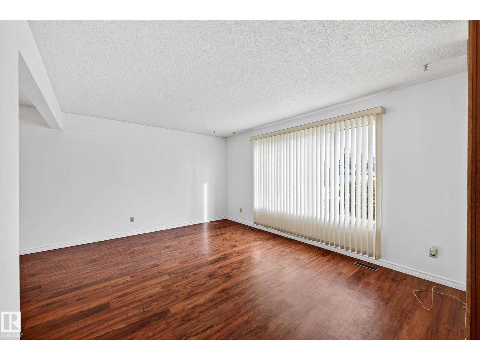 15008 96 St Nw Nw, Edmonton, Alberta  T5E 4W7 - Photo 9 - E4461338