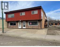 215 Broadway Avenue E, Redcliff, Ca