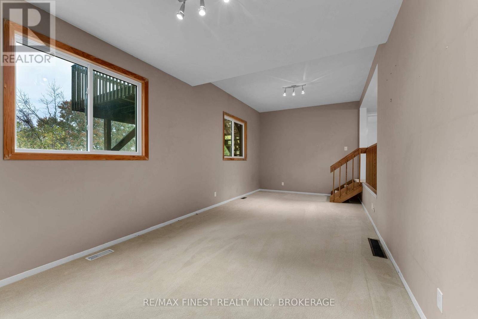 871 Safari Drive, Kingston, Ontario  K7M 6W2 - Photo 37 - X12336581