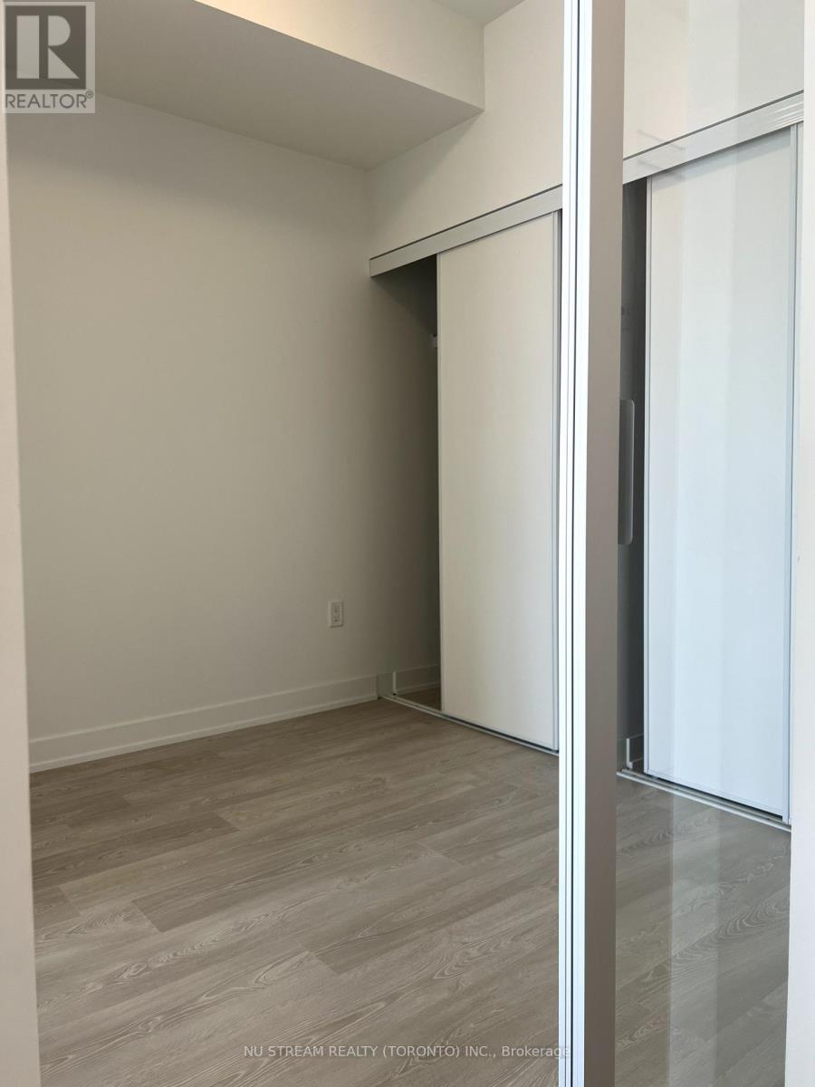 425 - 1 Kyle Lowry Road, Toronto, Ontario  M3C 0S6 - Photo 7 - C12452259