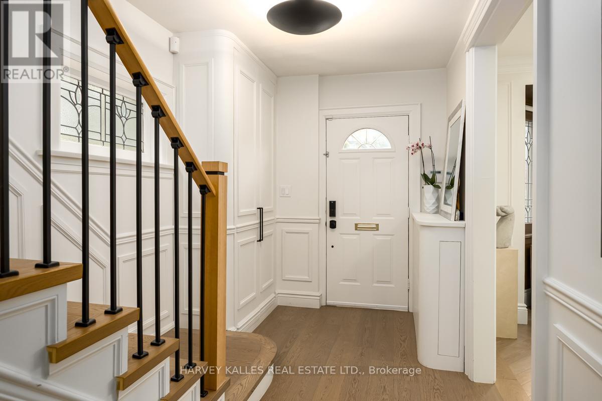 52 Castle Knock Road, Toronto, Ontario  M5N 1H3 - Photo 3 - C12452306