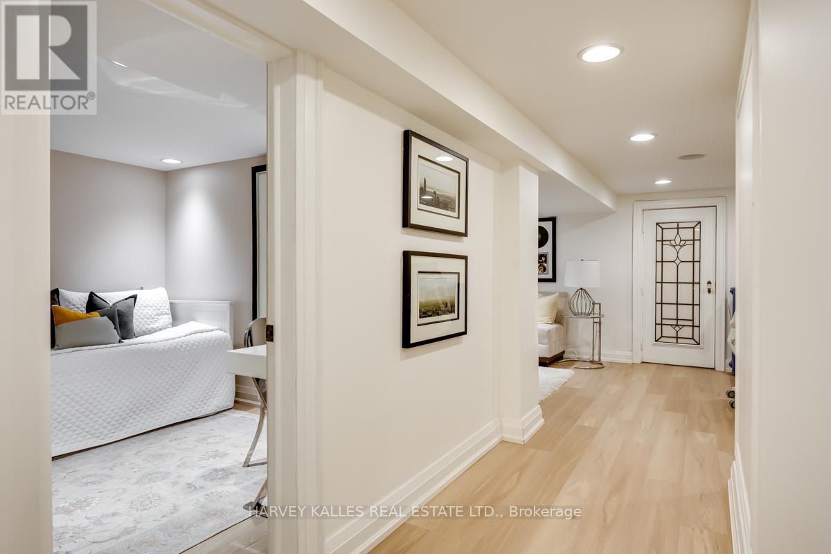 52 Castle Knock Road, Toronto, Ontario  M5N 1H3 - Photo 34 - C12452306