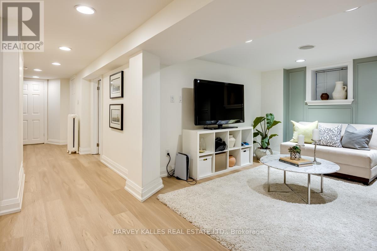 52 Castle Knock Road, Toronto, Ontario  M5N 1H3 - Photo 39 - C12452306