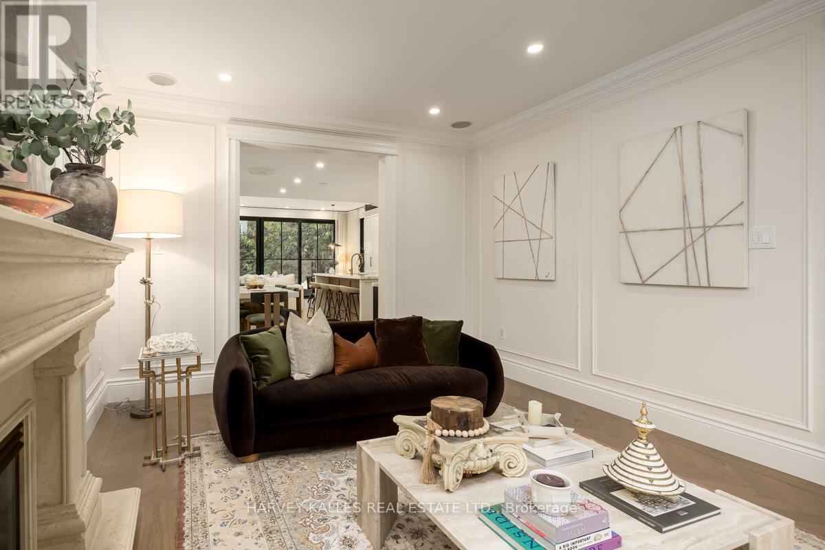 52 Castle Knock Road, Toronto, Ontario  M5N 1H3 - Photo 7 - C12452306