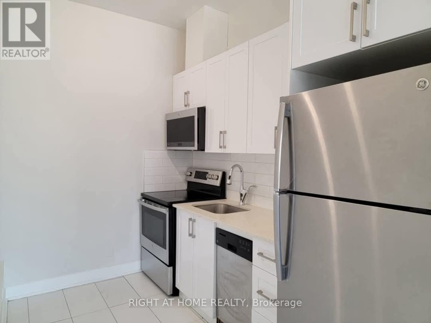 201 - 1807 Eglinton Avenue W, Toronto, Ontario  M6E 2H7 - Photo 1 - C12452322