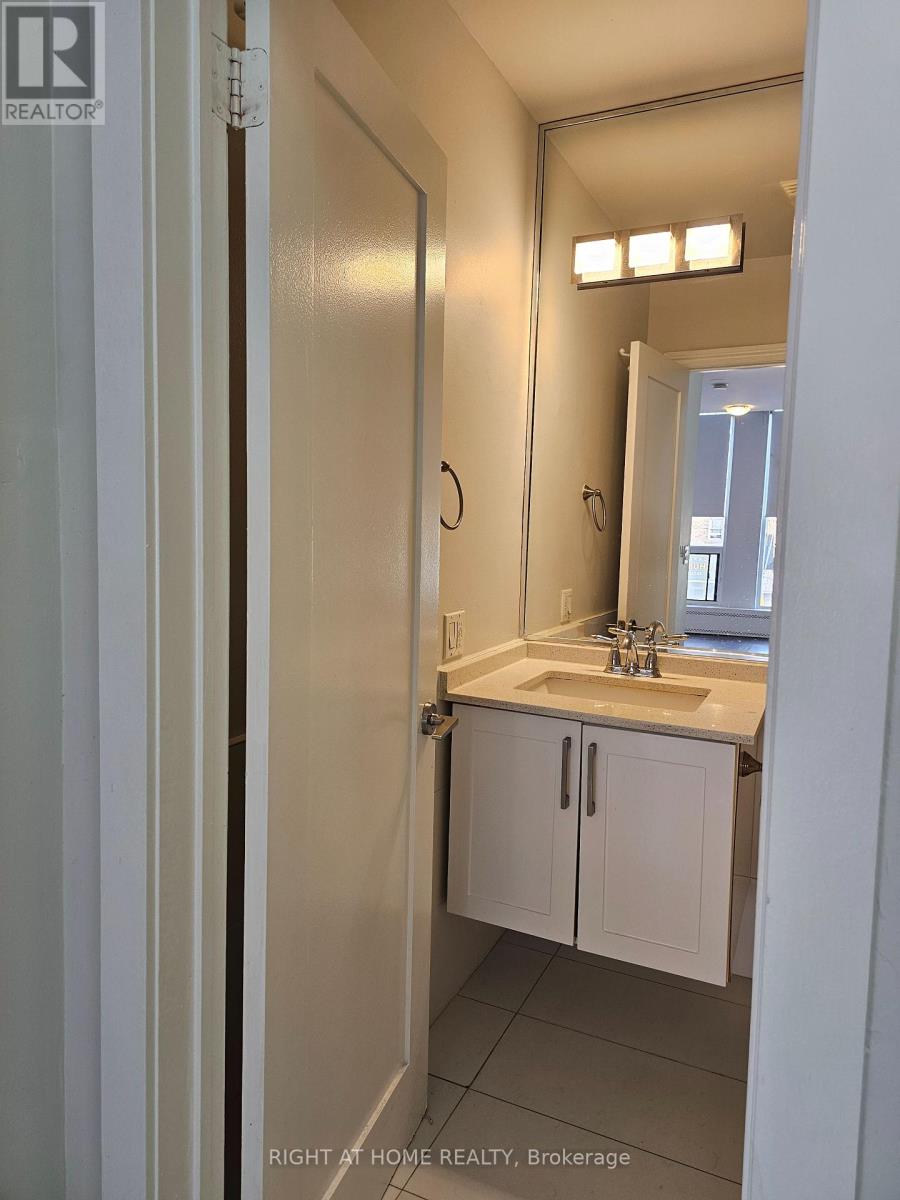 201 - 1807 Eglinton Avenue W, Toronto, Ontario  M6E 2H7 - Photo 13 - C12452322