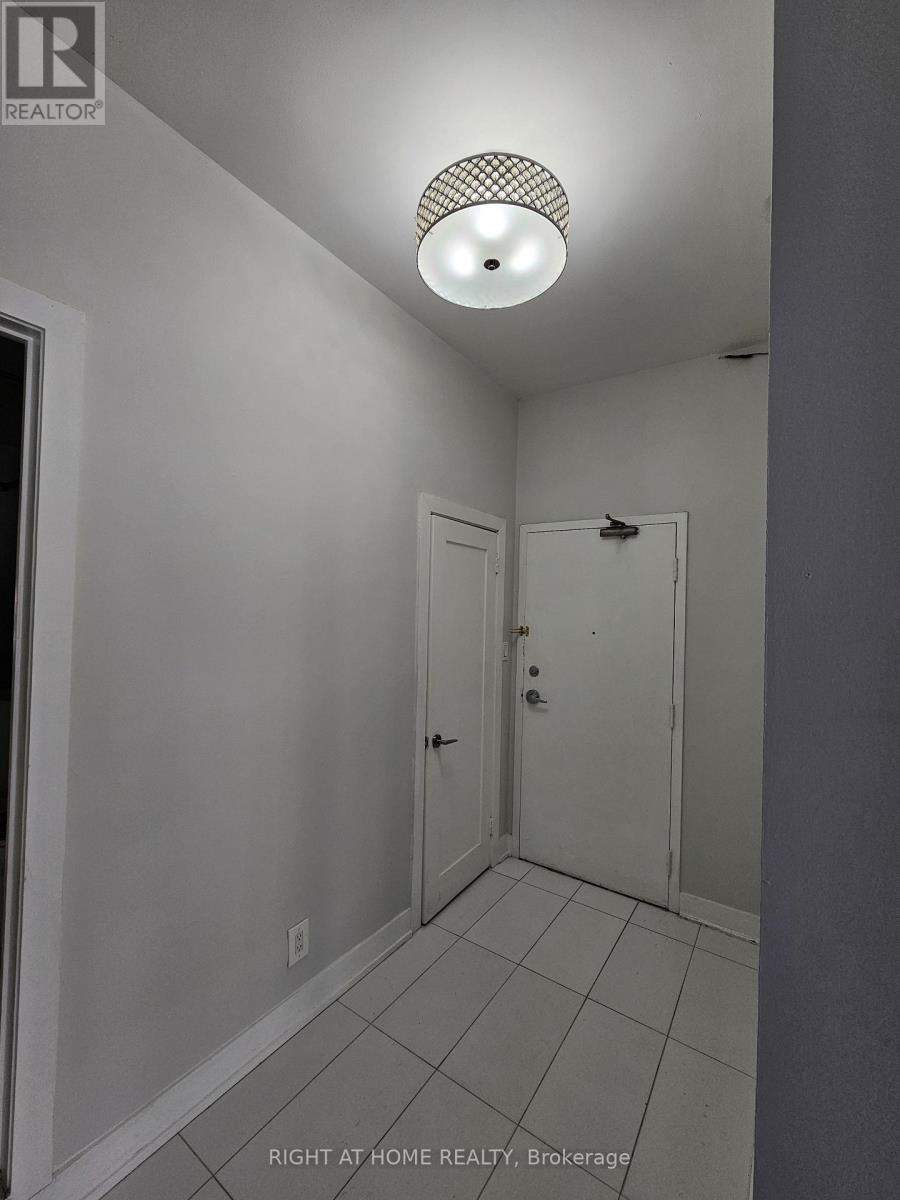 201 - 1807 Eglinton Avenue W, Toronto, Ontario  M6E 2H7 - Photo 14 - C12452322