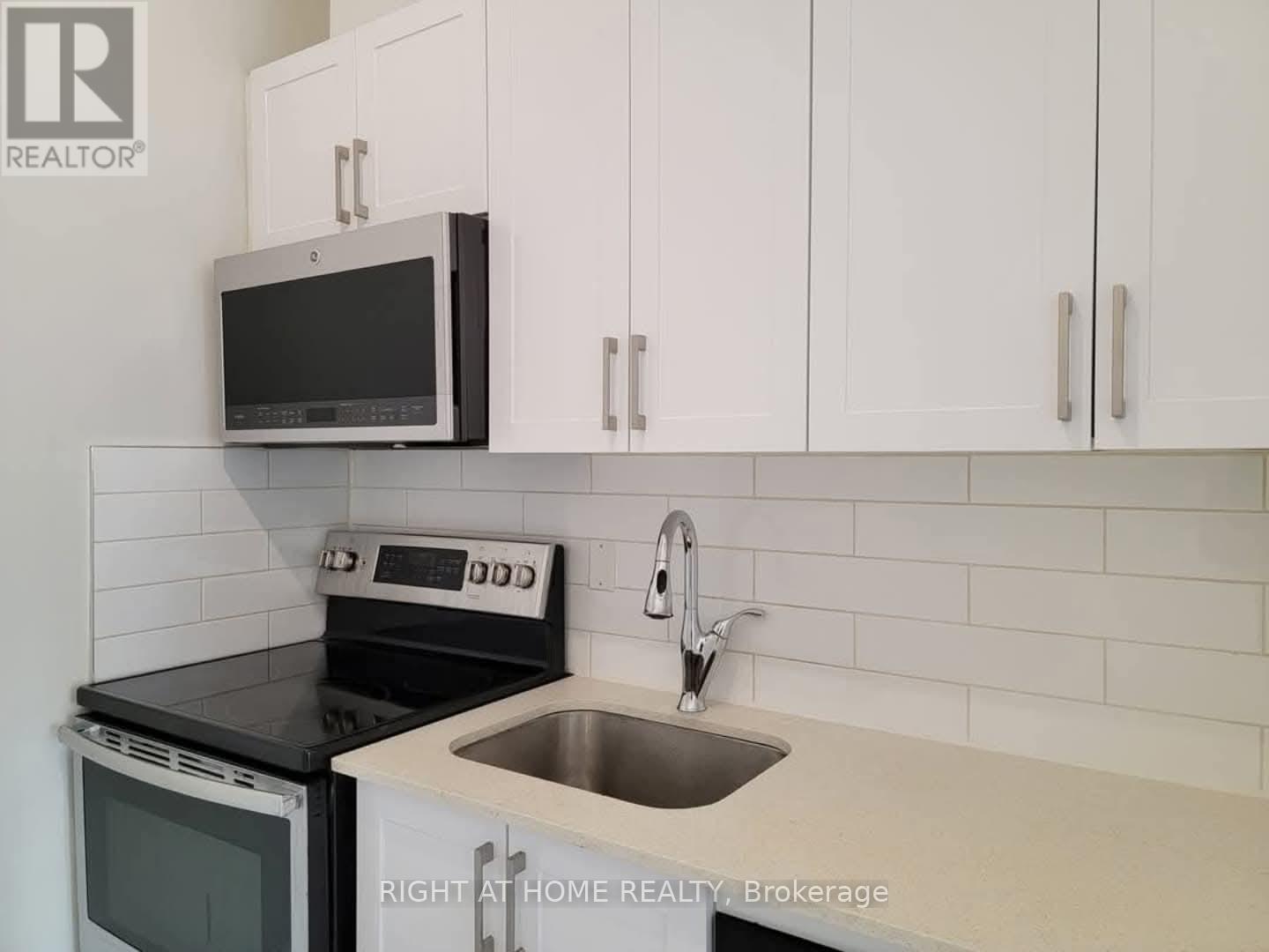 201 - 1807 Eglinton Avenue W, Toronto, Ontario  M6E 2H7 - Photo 2 - C12452322