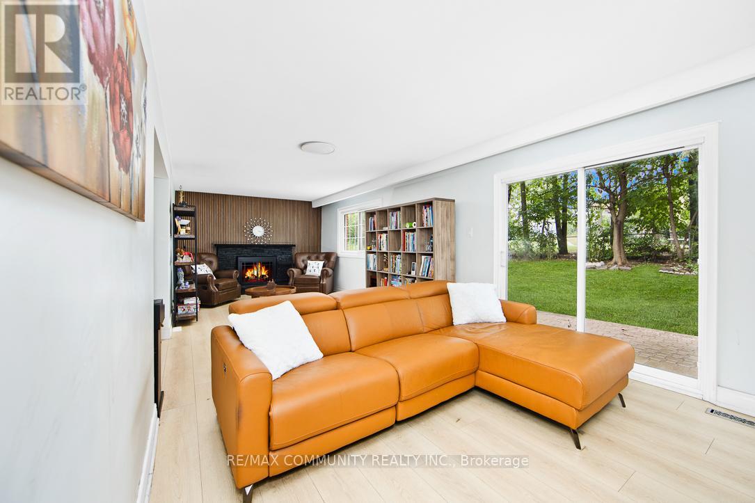 168 Kingslake Road, Toronto (Don Valley Village), Ontario  M2J 3G3 - Photo 20 - C12452336