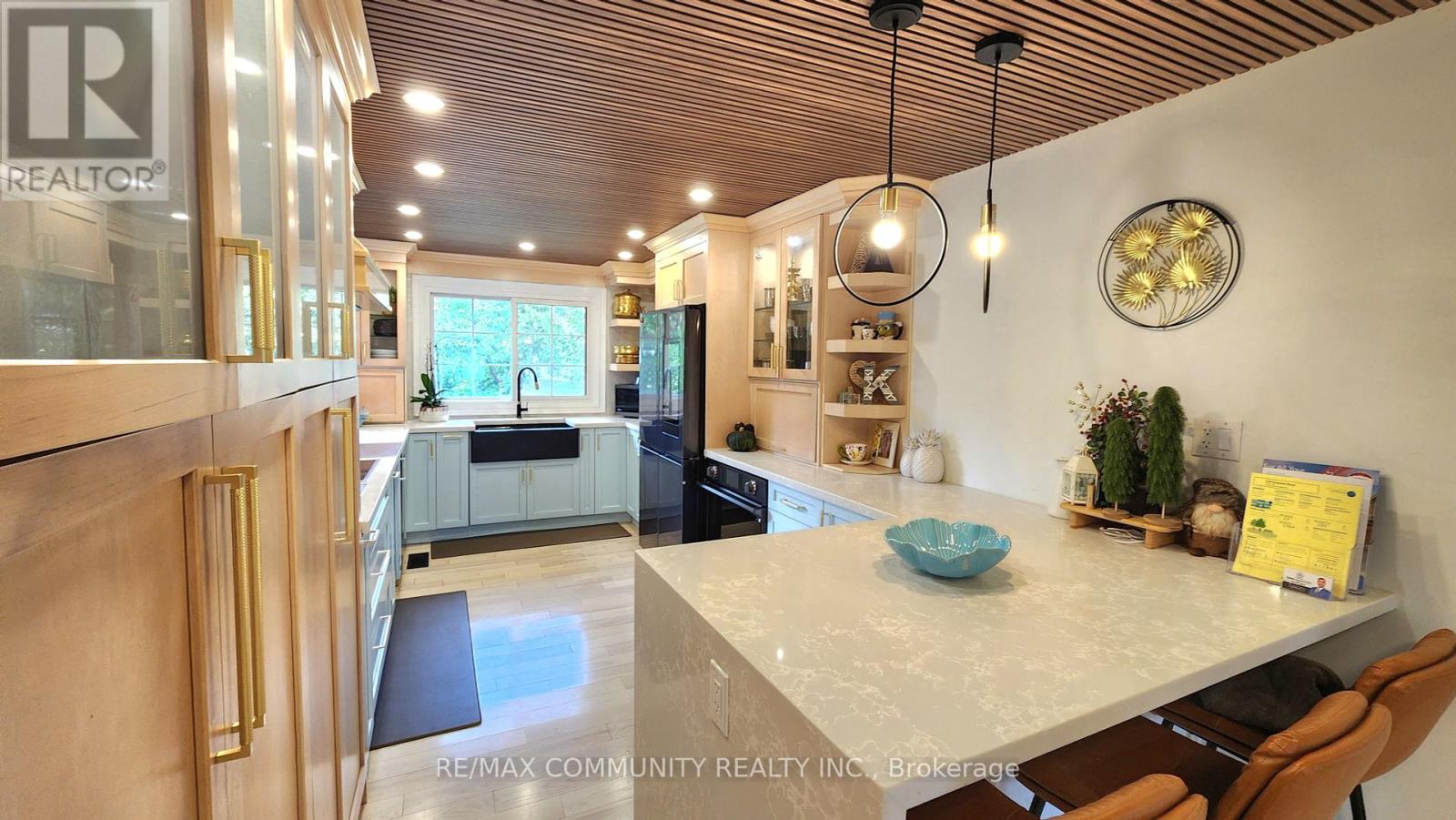 168 Kingslake Road, Toronto (Don Valley Village), Ontario  M2J 3G3 - Photo 9 - C12452336