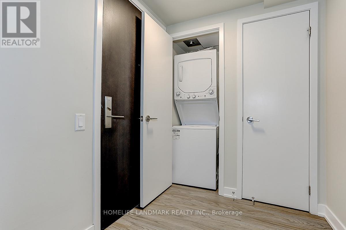 605 - 38 Monte Kwinter Court, Toronto, Ontario  M3H 0E2 - Photo 5 - C12452352