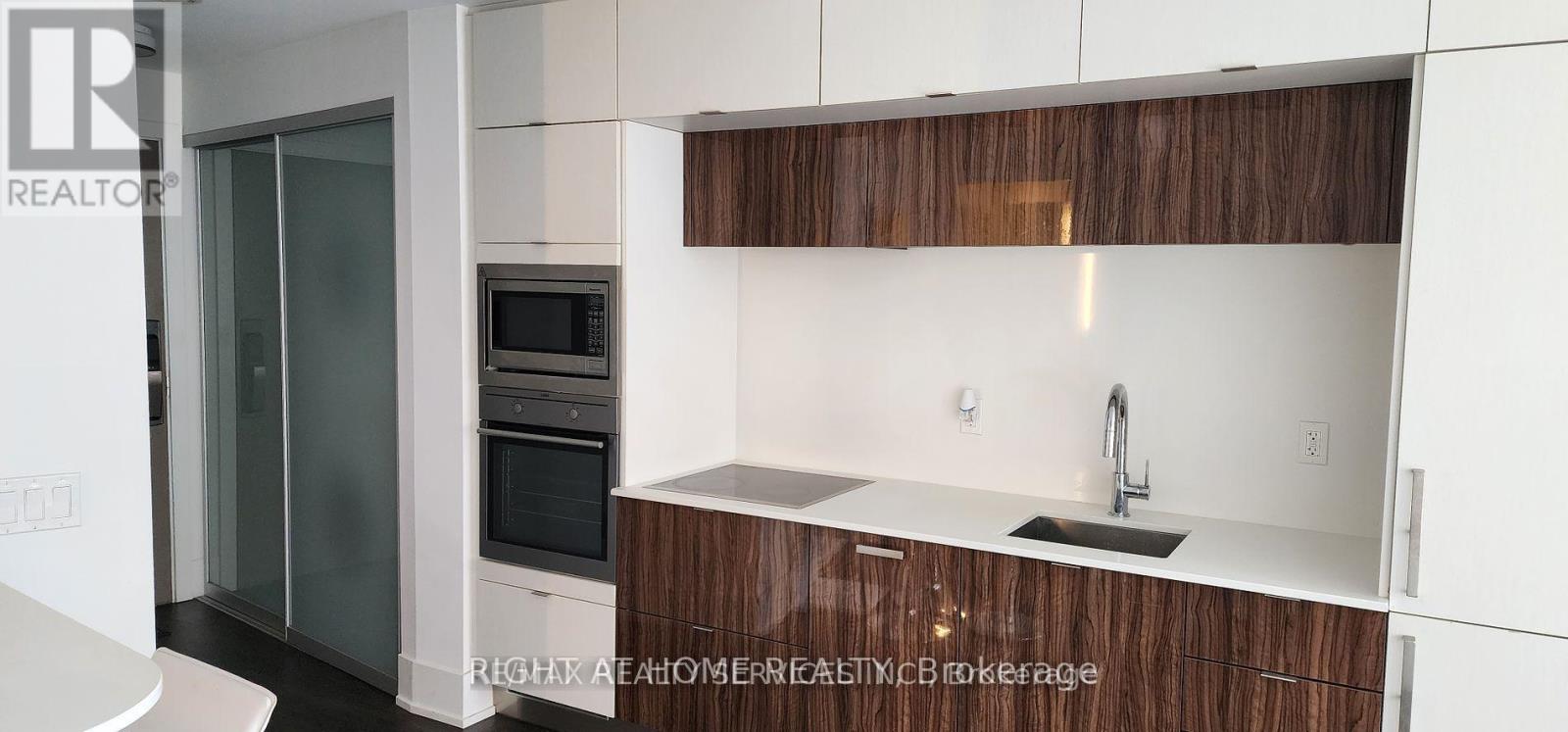 3712 - 10 York Street, Toronto, Ontario  M5J 2Z2 - Photo 25 - C12452353