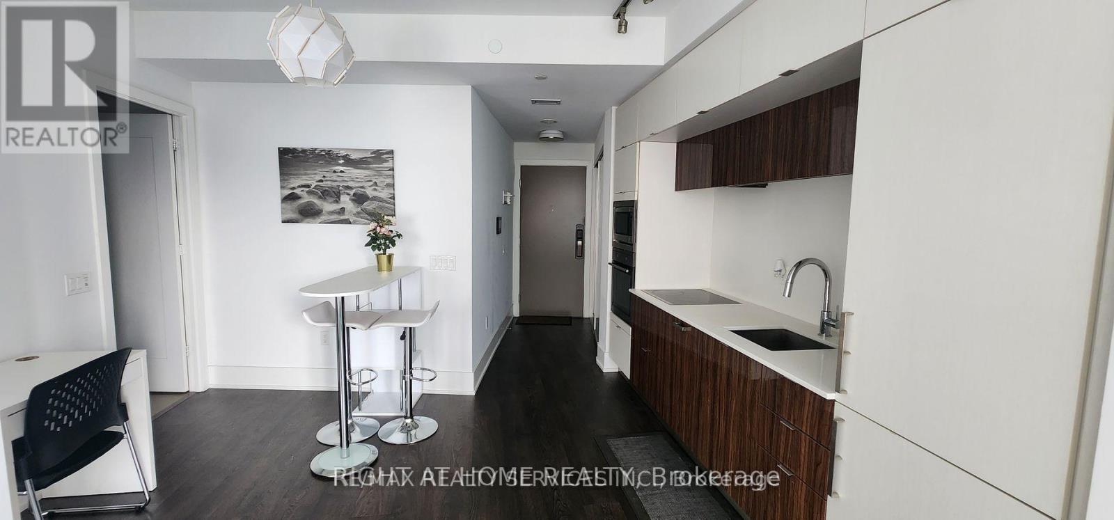 3712 - 10 York Street, Toronto, Ontario  M5J 2Z2 - Photo 33 - C12452353
