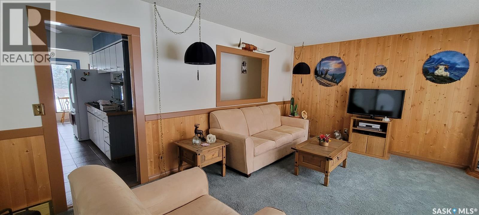 33 Main Street, Willow Bunch Rm No. 42, Saskatchewan  S0H 3T0 - Photo 12 - SK020389