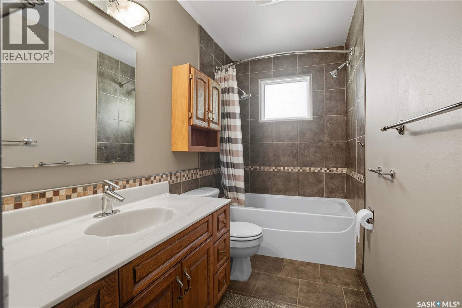 337 Brock Crescent, Saskatoon, Saskatchewan  S7H 4N2 - Photo 19 - SK020355