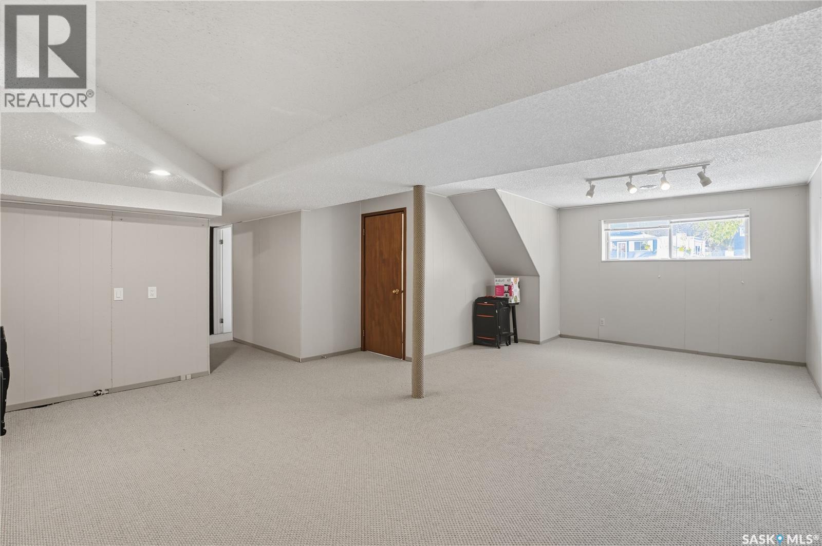 337 Brock Crescent, Saskatoon, Saskatchewan  S7H 4N2 - Photo 21 - SK020355