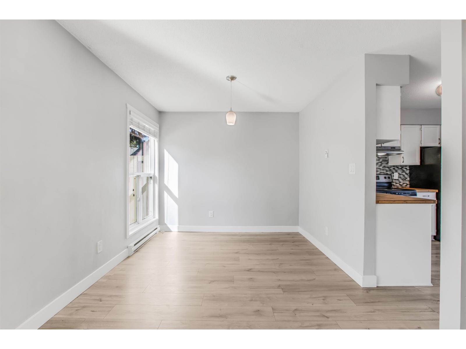 137 3030 Trethewey Street, Abbotsford, British Columbia  V2T 4N2 - Photo 13 - R3052852