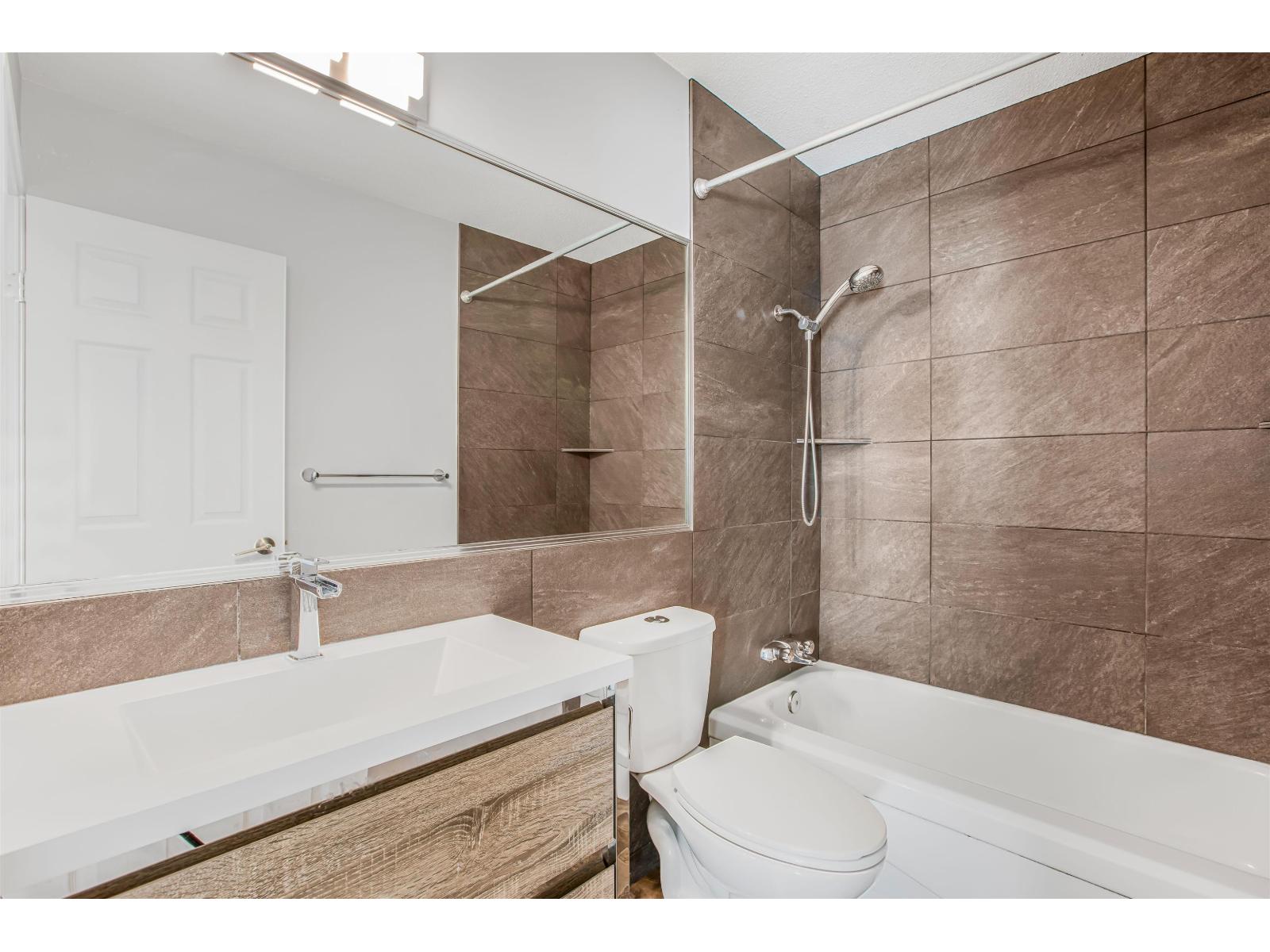 137 3030 Trethewey Street, Abbotsford, British Columbia  V2T 4N2 - Photo 20 - R3052852