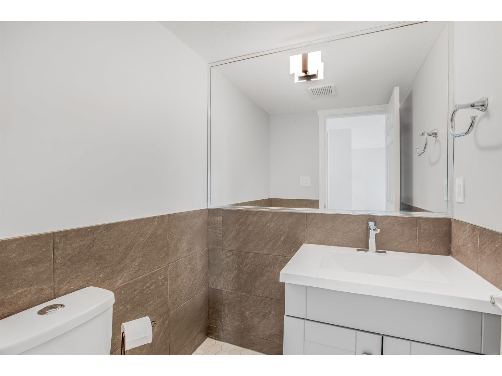 137 3030 Trethewey Street, Abbotsford, British Columbia  V2T 4N2 - Photo 31 - R3052852