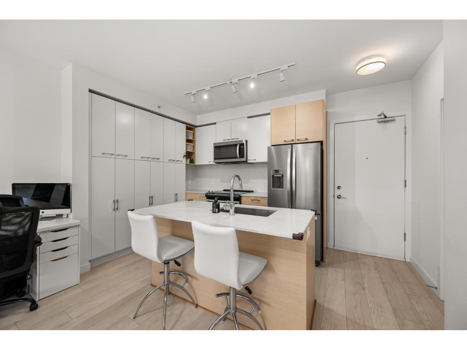 614 10603 140 Street, Surrey, British Columbia  V3T 0M8 - Photo 10 - R3054603