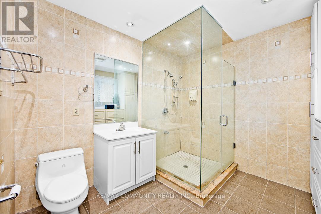 17 Tineta Crescent, Toronto (Agincourt South-Malvern West), Ontario  M1S 2Y5 - Photo 15 - E12452240