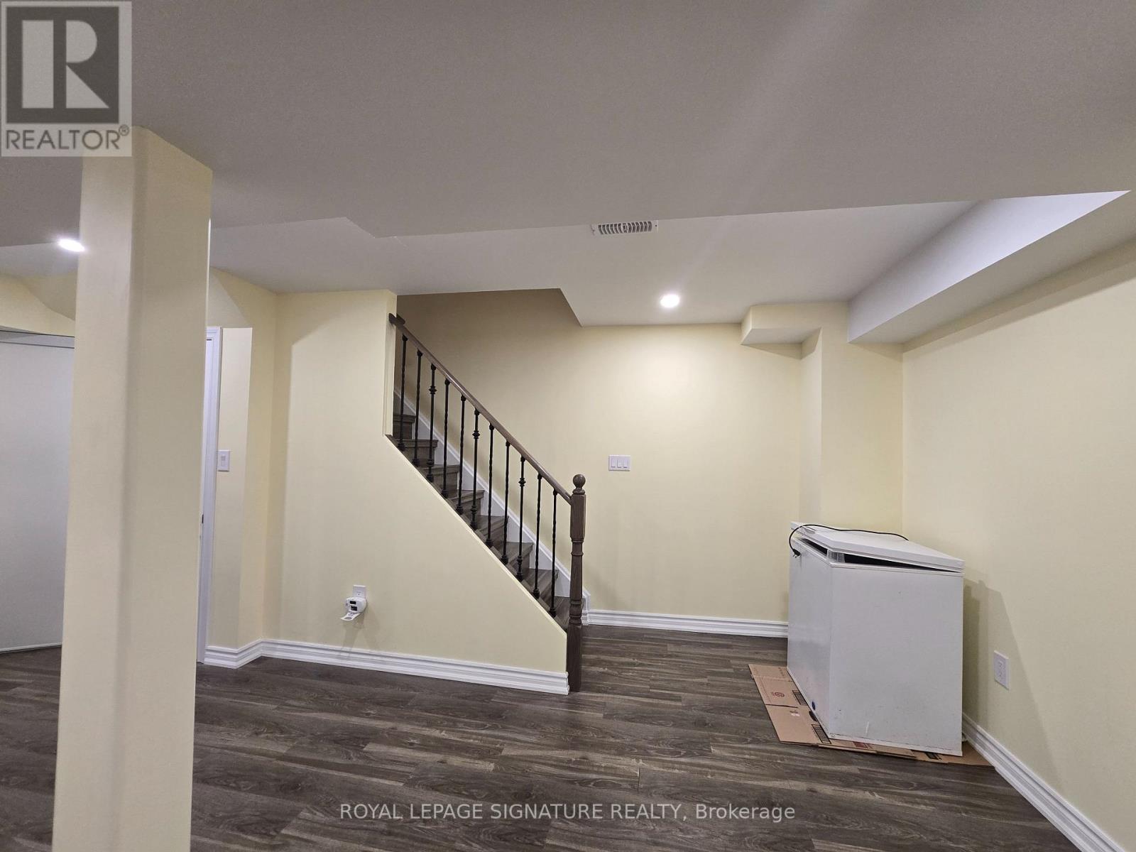2480 Earl Grey Avenue, Pickering (Duffin Heights), Ontario  L1X 0B9 - Photo 9 - E12452279