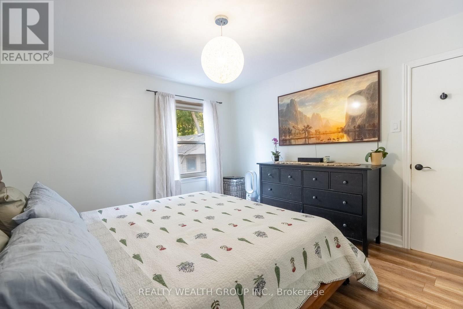 43 Medhurst Road W, Toronto, Ontario  M4B 1B2 - Photo 16 - E12452281